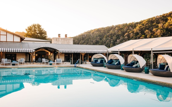 Lake Austin Spa Resort spa profile